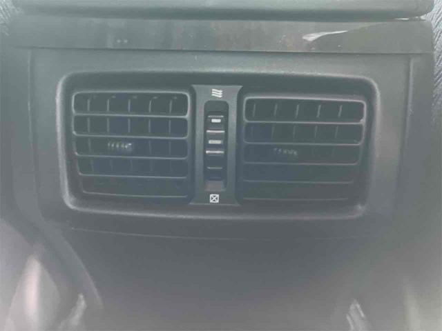 クラウンマジェスタ Ｃタイプｉ－Ｆｏｕｒ　４ＷＤ　ドライブレコーダー　ＥＴＣ　オートクルーズコントロール　バックカメラ　ナビ　アルミホイール　オートライト　ＨＩＤ　ＡＴ　シートヒーター　スマートキー　盗難防止システム　パワーシート　ＣＤ（48枚目）