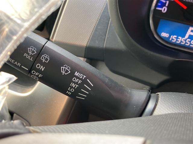 ムーヴ カスタム　Ｘリミテッド　４ＷＤ　バックカメラ　ナビ　ＴＶ　オートライト　ＨＩＤ　スマートキー　アイドリングストップ　ベンチシート　ＣＶＴ　盗難防止システム　ＡＢＳ　ＣＤ　ＵＳＢ　ミュージックプレイヤー接続可　アルミホイール（13枚目）