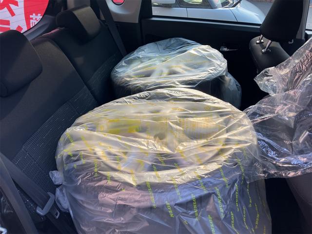 ムーヴ カスタム　Ｘリミテッド　４ＷＤ　バックカメラ　ナビ　ＴＶ　オートライト　ＨＩＤ　スマートキー　アイドリングストップ　ベンチシート　ＣＶＴ　盗難防止システム　ＡＢＳ　ＣＤ　ＵＳＢ　ミュージックプレイヤー接続可　アルミホイール（25枚目）