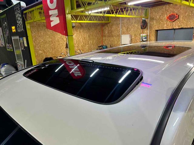 アルファード ２４０Ｓ　Ｃパッケージ　ＫＡＺＳＵＳエアサス　ルフトバーン２０インチＡＷ　モデリスタエアロ＆マフラー　ナビ＆ＴＶ　クリアランスソナー　両側電動スライドドア　サンルーフ　電動リアゲート　スマートキー　パワーシート　オットマン（22枚目）