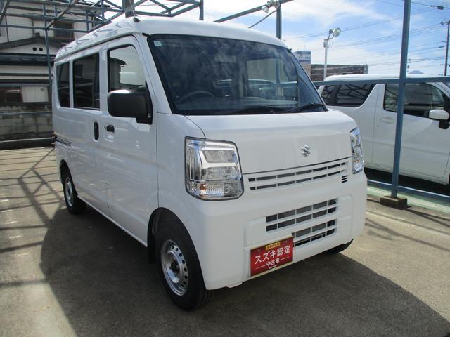 エブリイ ＰＡリミテッド　６型　４ＷＤ　５ＭＴ　衝突被害軽減ブレーキ　スライドドア　４ＷＤ　衝突被害軽減システム　アイドリングストップ　横滑り防止機能　衝突安全ボディ　盗難防止システム　ＦＭ／ＡＭラジオ（3枚目）