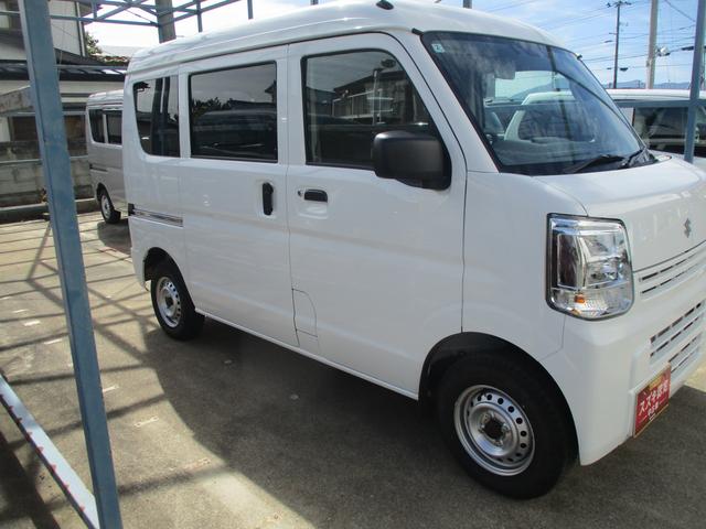 エブリイ ＰＡリミテッド　６型　４ＷＤ　５ＭＴ　衝突被害軽減ブレーキ　スライドドア　４ＷＤ　衝突被害軽減システム　アイドリングストップ　横滑り防止機能　衝突安全ボディ　盗難防止システム　ＦＭ／ＡＭラジオ（53枚目）