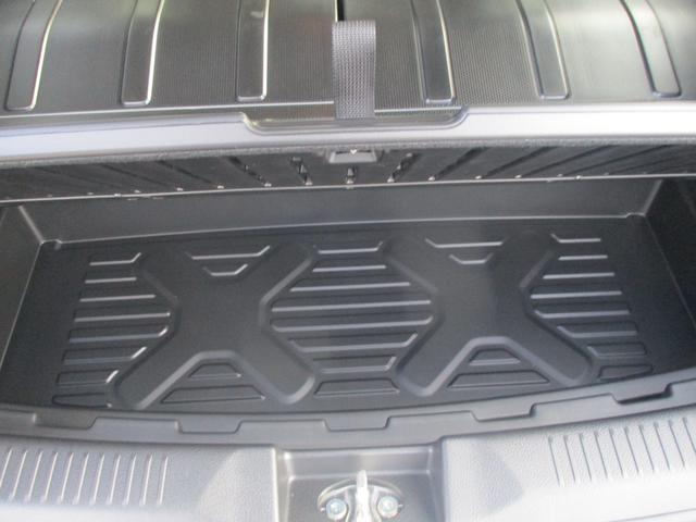 クロスビー ＨＹＢＲＩＤ　ＭＺ　４型　４ＷＤ　衝突被害軽減ブレーキ　オートライト　プッシュスタート　シートヒーター　オートエアコン　４ＷＤ　衝突被害軽減システム　アイドリングストップ　横滑り防止機能　衝突安全ボディ　盗難防止システム（16枚目）