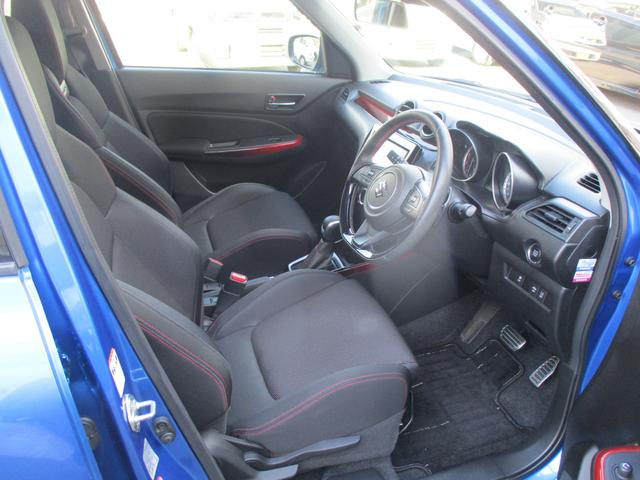 スイフト スポーツ　ＺＣ３３Ｓ　ＦＦ　６ＡＴ　衝突被害軽減ブレーキ　全方位モニター　ナビ　プッシュスタート　シートヒーター　オートエアコン　衝突被害軽減システム　横滑り防止機能　衝突安全ボディ　盗難防止システム（9枚目）