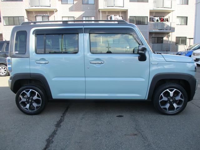 ハスラー Ｊスタイルターボ　４ＷＤ　ＣＶＴ　衝突被害軽減ブレーキ　ディスプレイオーディオ　バックカメラ　プッシュスタート　シートヒーター　オートエアコン　４ＷＤ　衝突被害軽減システム　アイドリングストップ　横滑り防止機能　衝突安全ボディ　盗難防止システム（4枚目）