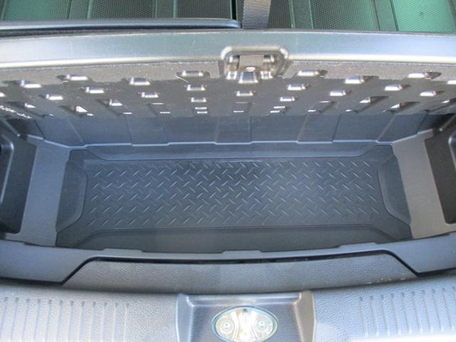 ハスラー Ｊスタイルターボ　４ＷＤ　ＣＶＴ　衝突被害軽減ブレーキ　ディスプレイオーディオ　バックカメラ　プッシュスタート　シートヒーター　オートエアコン　４ＷＤ　衝突被害軽減システム　アイドリングストップ　横滑り防止機能　衝突安全ボディ　盗難防止システム（16枚目）