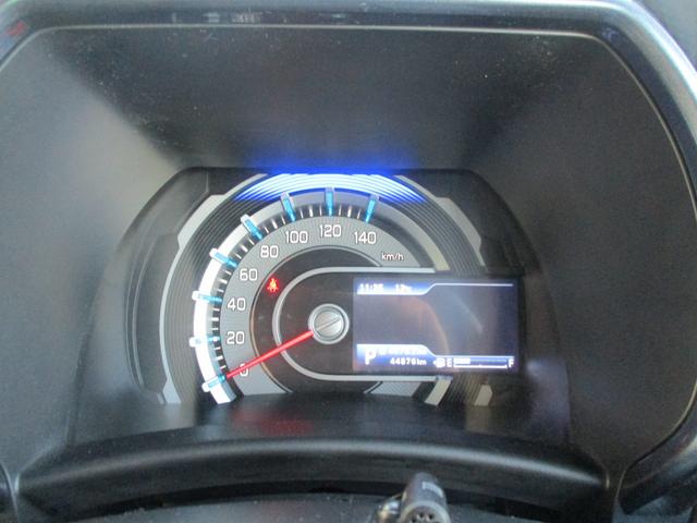 ハスラー Ｊスタイルターボ　４ＷＤ　ＣＶＴ　衝突被害軽減ブレーキ　ディスプレイオーディオ　バックカメラ　プッシュスタート　シートヒーター　オートエアコン　４ＷＤ　衝突被害軽減システム　アイドリングストップ　横滑り防止機能　衝突安全ボディ　盗難防止システム（23枚目）