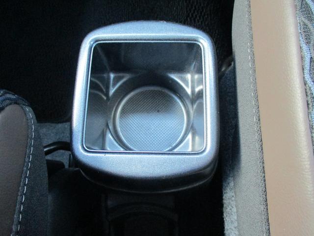 ハスラー Ｊスタイルターボ　４ＷＤ　ＣＶＴ　衝突被害軽減ブレーキ　ディスプレイオーディオ　バックカメラ　プッシュスタート　シートヒーター　オートエアコン　４ＷＤ　衝突被害軽減システム　アイドリングストップ　横滑り防止機能　衝突安全ボディ　盗難防止システム（33枚目）