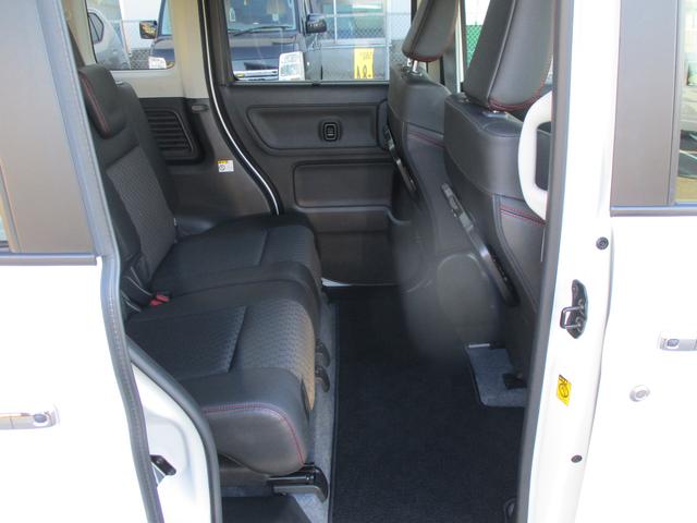 スペーシアカスタム カスタム　ＨＹＢＲＩＤ　ＸＳ　４ＷＤ　衝突被害軽減ブレーキ　ナビ　スライドドア　プッシュスタート　シートヒーター　オートエアコン　４ＷＤ　衝突被害軽減システム　アイドリングストップ　横滑り防止機能　衝突安全ボディ　盗難防止システム（10枚目）