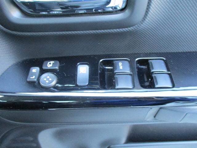 スペーシアカスタム カスタム　ＨＹＢＲＩＤ　ＸＳ　４ＷＤ　衝突被害軽減ブレーキ　ナビ　スライドドア　プッシュスタート　シートヒーター　オートエアコン　４ＷＤ　衝突被害軽減システム　アイドリングストップ　横滑り防止機能　衝突安全ボディ　盗難防止システム（40枚目）