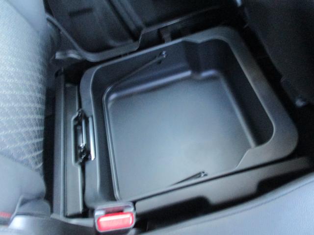 スペーシアカスタム カスタム　ＨＹＢＲＩＤ　ＸＳ　４ＷＤ　衝突被害軽減ブレーキ　ナビ　スライドドア　プッシュスタート　シートヒーター　オートエアコン　４ＷＤ　衝突被害軽減システム　アイドリングストップ　横滑り防止機能　衝突安全ボディ　盗難防止システム（46枚目）