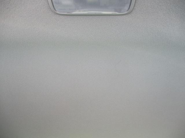 ハスラー ＨＹＢＲＩＤ　Ｘ　３型　４ＷＤ　ＣＶＴ　衝突被害軽減ブレーキ　オートライト　プッシュスタート　シートヒーター　オートエアコン　スズキセーフティーサポート　４ＷＤ　衝突被害軽減システム　アイドリングストップ　横滑り防止機能　衝突安全ボディ　盗難防止システム（12枚目）