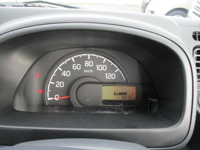 キャリイトラック KCエアコン・パワステ農繁 7型 パートタイム4WD 5MT 衝突被害軽減システム 4WD アイドリングストップ 横滑り防止機能 FM/AMラジオ デフロック リヤゲートチェーン 荷台作業灯(18枚目)