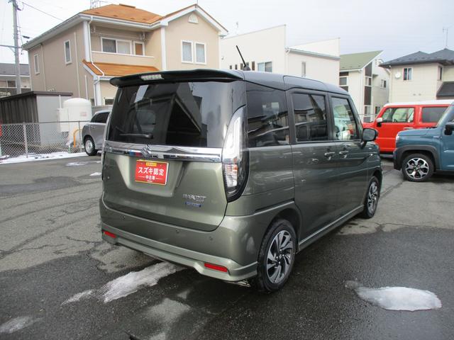 ソリオバンディット バンディット　ＨＹＢＲＩＤ　ＭＶ　２型　４ＷＤ　ＣＶＴ　オートライト　スライドドア　プッシュスタート　シートヒーター　オートエアコン　スズキセーフティーサポート　４ＷＤ　衝突被害軽減システム　アイドリングストップ　横滑り防止機能　衝突安全ボディ（5枚目）