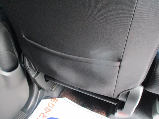 スペーシアカスタム カスタム HYBRID GS 2型 4WD CVT スライドドア プッシュスタート シートヒーター オートエアコン 衝突被害軽減システム アイドリングストップ 横滑り防止機能 衝突安全ボディ 盗難防止システム CDプレイヤー ETC(18枚目)