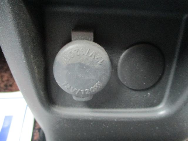 スペーシアカスタム カスタム HYBRID GS 2型 4WD CVT スライドドア プッシュスタート シートヒーター オートエアコン 衝突被害軽減システム アイドリングストップ 横滑り防止機能 衝突安全ボディ 盗難防止システム CDプレイヤー ETC(29枚目)