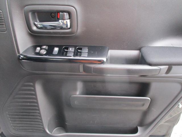 スペーシアカスタム カスタム HYBRID GS 2型 4WD CVT スライドドア プッシュスタート シートヒーター オートエアコン 衝突被害軽減システム アイドリングストップ 横滑り防止機能 衝突安全ボディ 盗難防止システム CDプレイヤー ETC(39枚目)