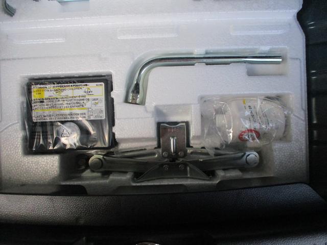 ハスラー ＨＹＢＲＩＤ　Ｘターボ　４ＷＤ　衝突被害軽減ブレーキ　全方位モニター　ナビ　プッシュスタート　シートヒーター　オートエアコン　スズキセーフティーサポート　衝突被害軽減システム　アイドリングストップ　横滑り防止機能　衝突安全ボディ　盗難防止システム（17枚目）