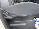 運転席シートの高さ調節ができます