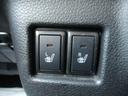 寒い時期に嬉しい装備♪運転席、助手席シートヒーター付きです！