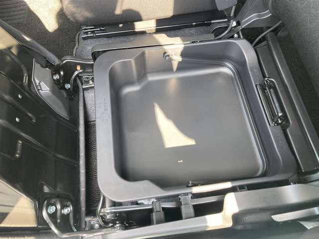 スペーシアギア ハイブリッドＸＺ　４ＷＤ　全方位モニタ付メモリーナビ（フルセグ／Ｂｌｕｅｔｏｏｔｈ）両側パワースライドドア　スマートキー　アダプティブクルーズコントロール　車線逸脱警報　衝突軽減ブレーキ　ハンドルヒーター純正アルミ（36枚目）