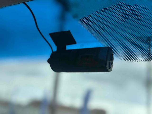 デリカＤ：５ Ｇ　パワーパッケージ　４ＷＤ　月割り自税込み　マッドクロスアルミ　ＢＦグッドリッチ　ブラックグリル　ドライブレコーダー　全周囲カメラ　ナビ　ＴＶ　オートクルーズコントロール　レーンアシスト　両側電動スライドドア（16枚目）