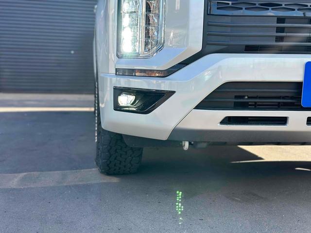 デリカＤ：５ Ｇ　パワーパッケージ　４ＷＤ　月割り自税込み　マッドクロスアルミ　ＢＦグッドリッチ　ブラックグリル　ドライブレコーダー　全周囲カメラ　ナビ　ＴＶ　オートクルーズコントロール　レーンアシスト　両側電動スライドドア（42枚目）
