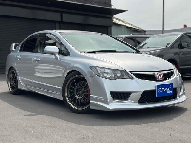 シビック タイプＲ　無限エアロ　Ｊ’ＳＥＣＵ　ＧｒｕｐｐｅＭエアクリインテーク　社外中間リアマフラー　ワークスベルクイックリリース　モモステ　スポーツ触媒　車高調　ＲＡＹＳ、ＲＥ３０　リフレッシュ塗装済み　６ＭＴ（20枚目）