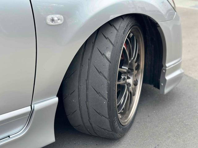 シビック タイプＲ　無限エアロ　Ｊ’ＳＥＣＵ　ＧｒｕｐｐｅＭエアクリインテーク　社外中間リアマフラー　ワークスベルクイックリリース　モモステ　スポーツ触媒　車高調　ＲＡＹＳ、ＲＥ３０　リフレッシュ塗装済み　６ＭＴ（26枚目）