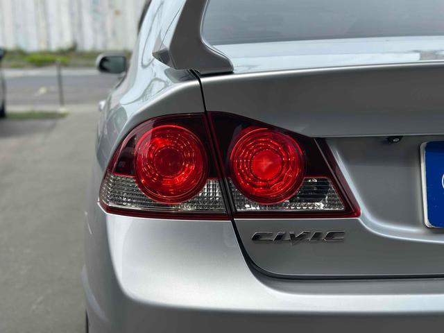 シビック タイプＲ　無限エアロ　Ｊ’ＳＥＣＵ　ＧｒｕｐｐｅＭエアクリインテーク　社外中間リアマフラー　ワークスベルクイックリリース　モモステ　スポーツ触媒　車高調　ＲＡＹＳ、ＲＥ３０　リフレッシュ塗装済み　６ＭＴ（51枚目）