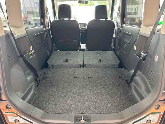 スペーシアカスタム ＸＳリミテッド　４ＷＤ　両側電動スライドドア　ＴＶ　衝突被害軽減システム　ＨＩＤ　スマートキー　アイドリングストップ　シートヒーター　ベンチシート　ＣＶＴ　盗難防止システム　ＡＢＳ　ＥＳＣ　ＣＤ　ＤＶＤ再生　ＵＳＢ（33枚目）