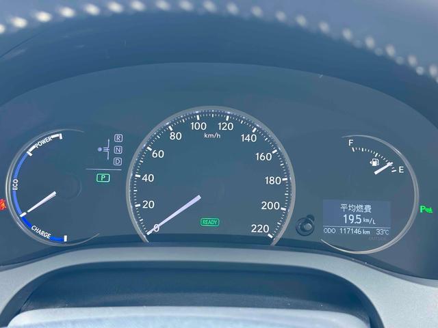 ＣＴ ＣＴ２００ｈ　ＴＶ　クリアランスソナー　アルミホイール　オートライト　ヘッドライトウォッシャー　パワーシート　スマートキー　電動格納ミラー　シートヒーター　ＣＶＴ　盗難防止システム　衝突安全ボディ　ＡＢＳ　ＥＳＣ（35枚目）