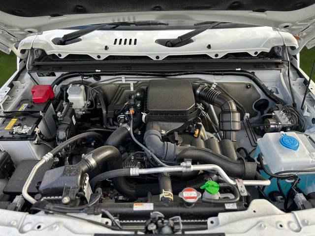 ジムニー ＸＣ　４ＷＤ　ＪＡＯＳ４０ｍｍアップ　新品オープンカントリー　ショウワガレージ前後バンパー　ナンバー移設キット　バックカメラ　クリアランスソナー　オートクルコン　レーンアシスト　　ヘッドライトウォッシャー（27枚目）