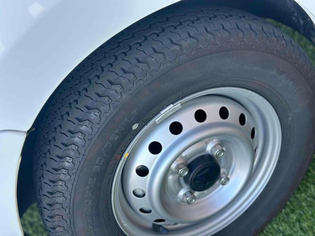 キャリイトラック ＫＣエアコン・パワステ　４ＷＤ　ミラー型ドラレコ　ディスプレイオーディオ　エアコン　パワーステアリング　ＭＴ　衝突被害軽減システム　レーンアシスト　ドライブレコーダー　オートライト　ＥＳＣ（40枚目）