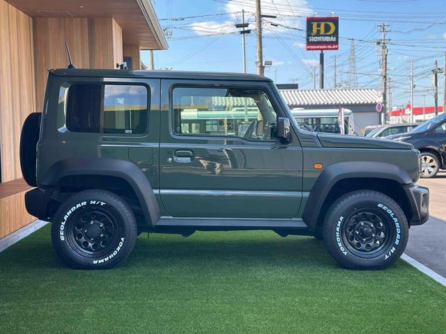 ジムニーシエラ ＪＬ　４ＷＤ　スマートキー　電動格納ミラー　シートヒーター　ＭＴ　盗難防止システム　衝突安全ボディ　ＣＤ　ＵＳＢ　フルフラット　ＡＢＳ　ＥＳＣ　エアコン　パワーステアリング　パワーウィンドウ（13枚目）
