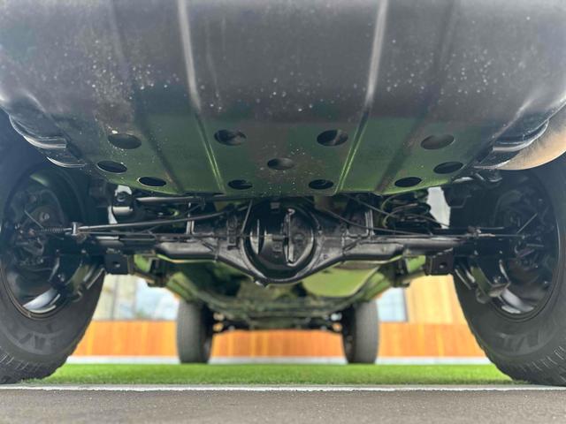 ランドクルーザープラド TX インタークーラーターボ ナローボディ 2インチリフトアップ 丸目ヘッドライト 全塗装 4WD アルミホイール AT ABS エアコン(32枚目)