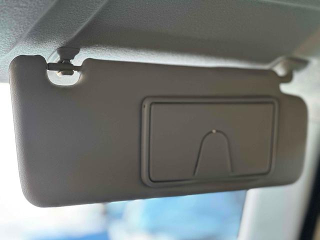 ジムニー XL 4WD TOCバンパー 2インチリフトアップ サンダーテール ショウワガレージキャリア BRAT製アルミホイール YOKOHAMA GEOLANDER ナビ TV スマートキー 電動格納ミラー(29枚目)