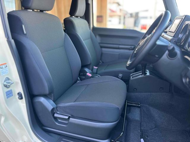 ジムニー XL 4WD TOCバンパー 2インチリフトアップ サンダーテール ショウワガレージキャリア BRAT製アルミホイール YOKOHAMA GEOLANDER ナビ TV スマートキー 電動格納ミラー(43枚目)