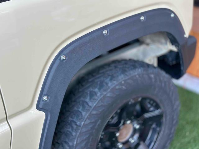 ジムニー XL 4WD TOCバンパー 2インチリフトアップ サンダーテール ショウワガレージキャリア BRAT製アルミホイール YOKOHAMA GEOLANDER ナビ TV スマートキー 電動格納ミラー(47枚目)