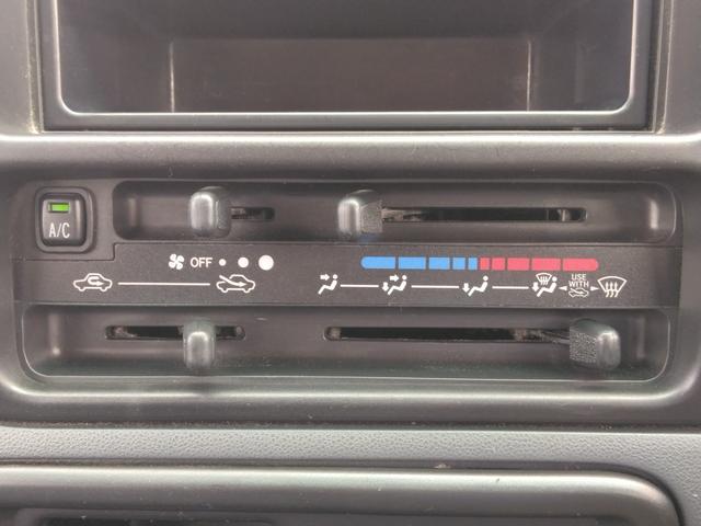 ピクシスバン クルーズ　４ＷＤ　ＭＴ　両側スライドドア　キーレスエントリー　電動格納ミラー　アルミホイール　エアコン　パワーウィンドウ　運転席エアバッグ　助手席エアバッグ　ＣＤ（3枚目）