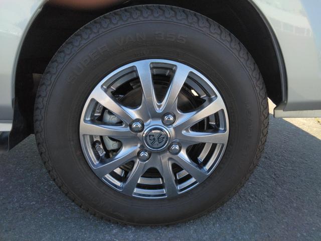 キャリイトラック ＫＣパワステ農繁仕様　４ＷＤ　軽トラック　ＭＴ　オートライト　アルミホイール　ＥＳＣ　エアコン　運転席エアバッグ　助手席エアバッグ（22枚目）
