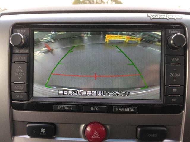 バックカメラ装備。駐車が苦手な方には欠かせません。
