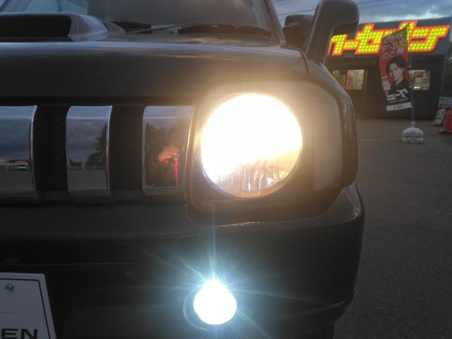 ジムニー ワイルドウインド　４ＷＤ　キーレスエントリー　電動格納ミラー　シートヒーター　ＡＴ　ＡＢＳ　ＣＤ　ルーフレール　アルミホイール　衝突安全ボディ　エアコン（27枚目）