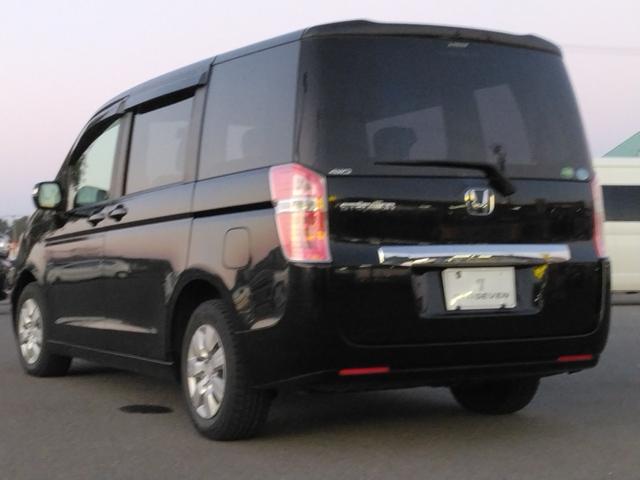 ステップワゴン Ｇ　Ｅセレクション　４ＷＤ　ＥＴＣ　ナビ　ＴＶ　両側電動スライドドア　スマートキー　アイドリングストップ　電動格納ミラー　後席モニター　３列シート　ＣＶＴ　ＣＤ　ＤＶＤ再生　ＵＳＢ　Ｂｌｕｅｔｏｏｔｈ　盗難防止システム（22枚目）