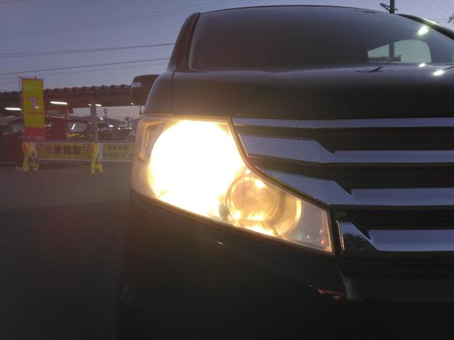 ステップワゴン Ｇ　Ｅセレクション　４ＷＤ　ＥＴＣ　ナビ　ＴＶ　両側電動スライドドア　スマートキー　アイドリングストップ　電動格納ミラー　後席モニター　３列シート　ＣＶＴ　ＣＤ　ＤＶＤ再生　ＵＳＢ　Ｂｌｕｅｔｏｏｔｈ　盗難防止システム（25枚目）