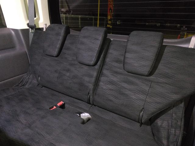 ステップワゴン Ｇ　Ｅセレクション　４ＷＤ　ＥＴＣ　ナビ　ＴＶ　両側電動スライドドア　スマートキー　アイドリングストップ　電動格納ミラー　後席モニター　３列シート　ＣＶＴ　ＣＤ　ＤＶＤ再生　ＵＳＢ　Ｂｌｕｅｔｏｏｔｈ　盗難防止システム（47枚目）