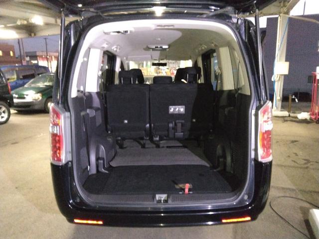 ステップワゴン Ｇ　Ｅセレクション　４ＷＤ　ＥＴＣ　ナビ　ＴＶ　両側電動スライドドア　スマートキー　アイドリングストップ　電動格納ミラー　後席モニター　３列シート　ＣＶＴ　ＣＤ　ＤＶＤ再生　ＵＳＢ　Ｂｌｕｅｔｏｏｔｈ　盗難防止システム（50枚目）