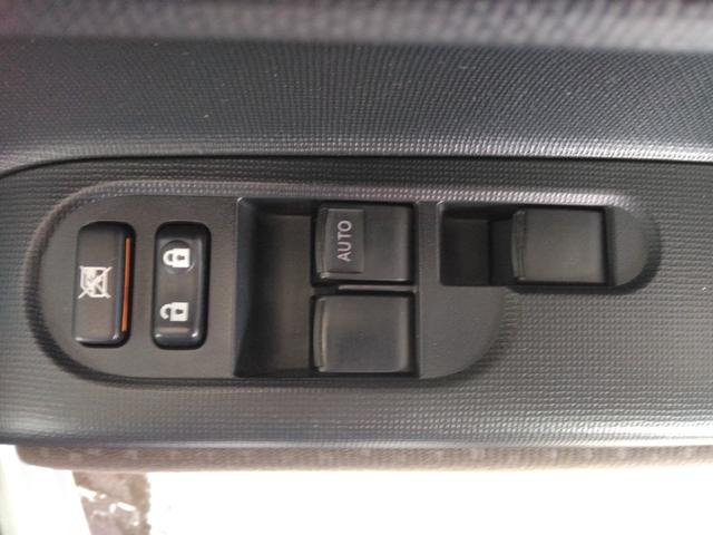 スペイド F 4WD ETC バックカメラ ナビ TV 電動スライドドア オートライト スマートキー 電動格納ミラー ウォークスルー CVT Bluetooth 衝突安全ボディ ABS エアコン パワーステアリング(2枚目)