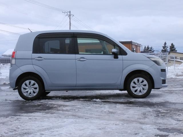 スペイド F 4WD ETC バックカメラ ナビ TV 電動スライドドア オートライト スマートキー 電動格納ミラー ウォークスルー CVT Bluetooth 衝突安全ボディ ABS エアコン パワーステアリング(20枚目)