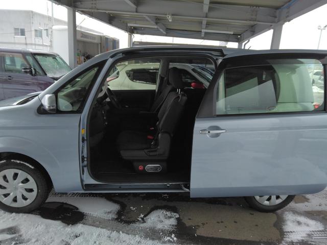 スペイド F 4WD ETC バックカメラ ナビ TV 電動スライドドア オートライト スマートキー 電動格納ミラー ウォークスルー CVT Bluetooth 衝突安全ボディ ABS エアコン パワーステアリング(25枚目)